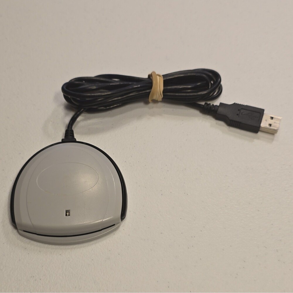 Identiv SCR3310 v2.0 SmartOS Powered USB Smart Card Reader (SCR3310)